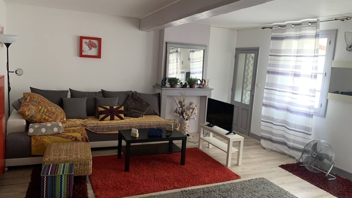 Castelnaudary Apartment | Pretty apartment