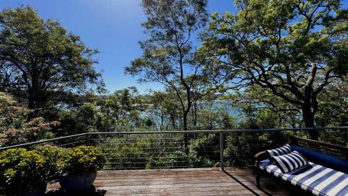 Pretty Beach House | 'Pretty Beach Escape' by Accom Holidays
