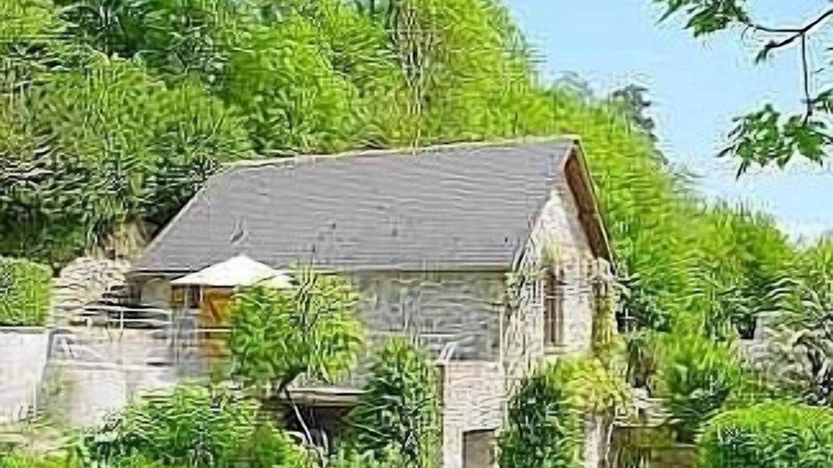 Clecy Cottage | Pretty Cottage In The Hearth Of Normandy
