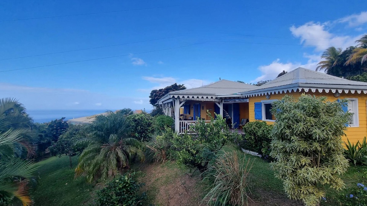 Le Carbet Villa | Pretty creole villa, beautiful unobstructed view of the caribbean sea and the mountain