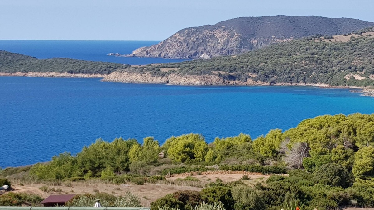 Cargese Villa | Pretty detached house, 3*, 3 bedrooms with terraces, overlooking the beach.