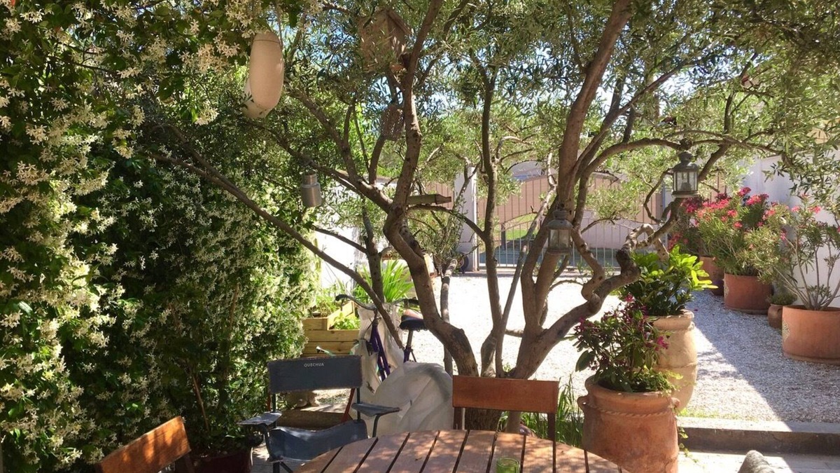 Eyragues House | Pretty house in a Provencal village