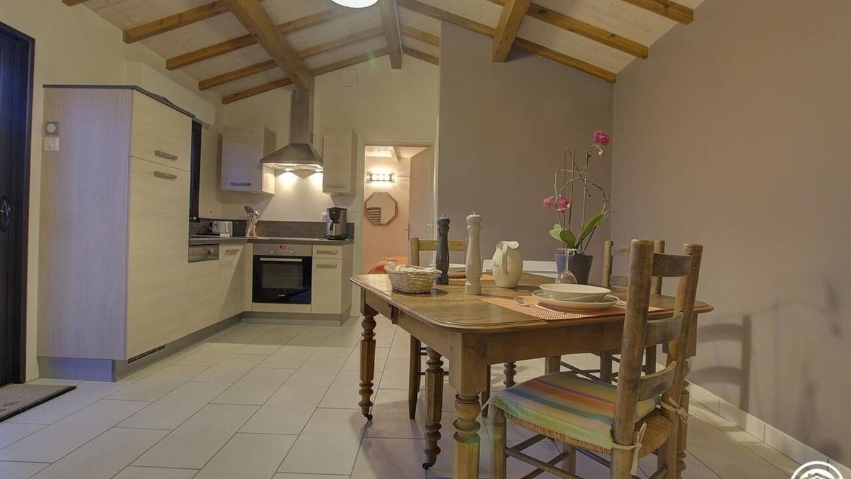 Marlieux House | Pretty little house in the Dombes