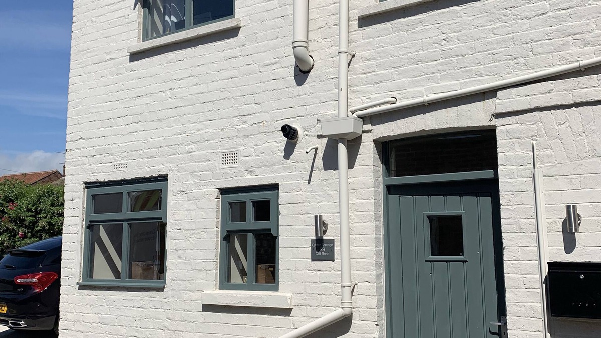 Sewerby Cottage | Pretty Seaside cottage, sleeps 4 ( dog friendly)