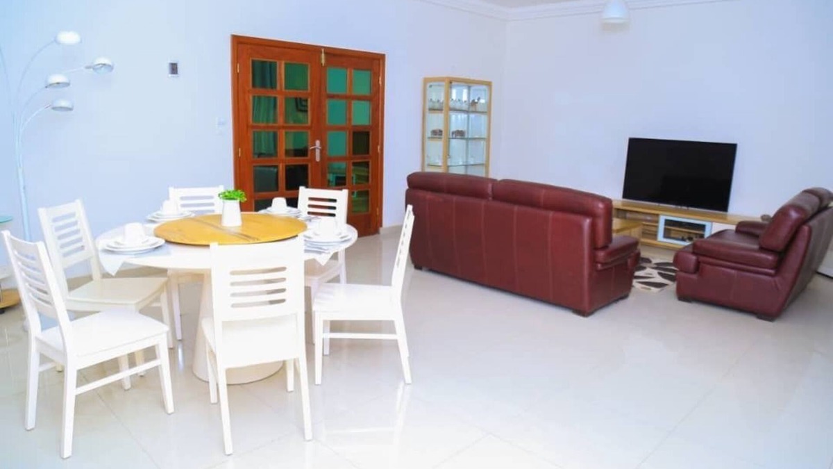Littoral Department Apartment | PRETTY SPACIOUS 2 BEDROOM APARTMENT