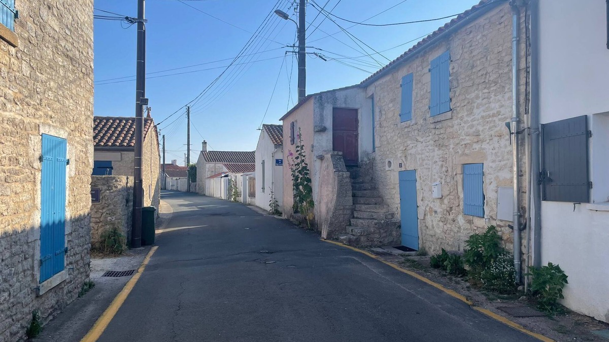 La Cotiniere House | Pretty town house in the heart of La Cotinière for 4 people
