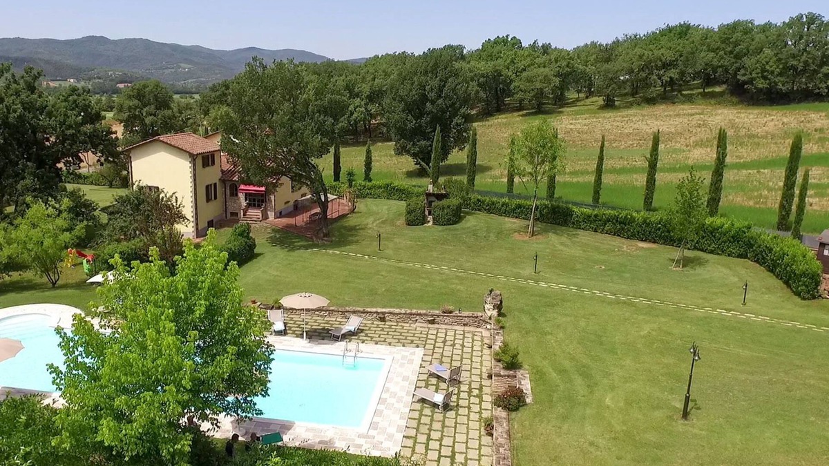 Santa Reparata Villa | Pretty Tuscan House next Anghiari, 8/14 guest,Pool, A.C WI.FI Family LAST WEEK