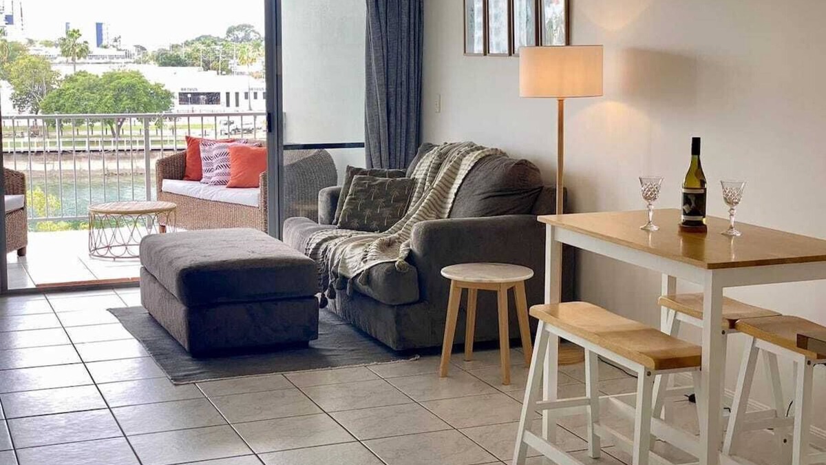 Townsville Apartment | Pretty views on Stanley
