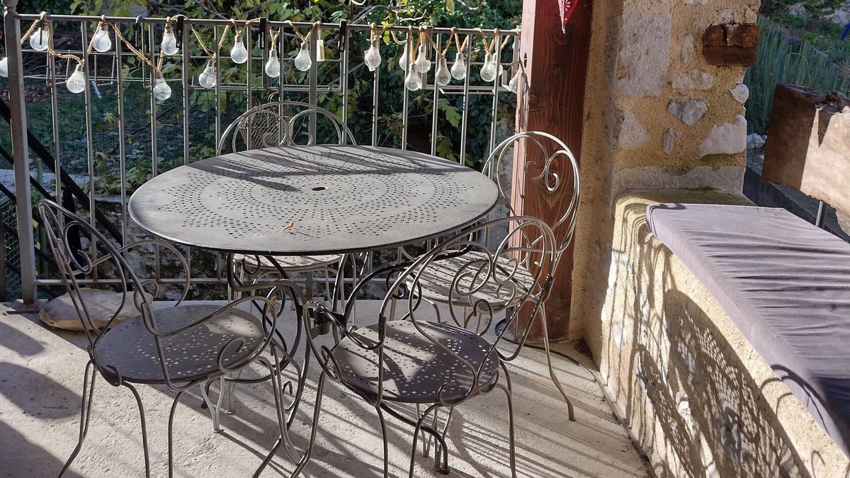 La Motte-Chalancon House | Pretty village house in Drôme Provencale (4/6 people)