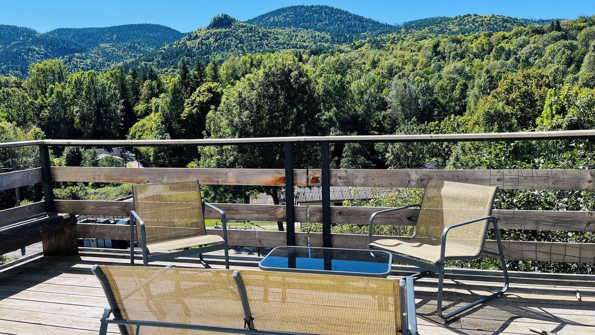 Roquefort-de-Sault House | Pretty village house.
