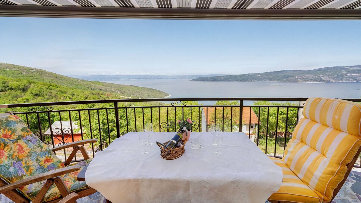 Zagorje House | Pretty villa with above ground pool, magnificent sea views
