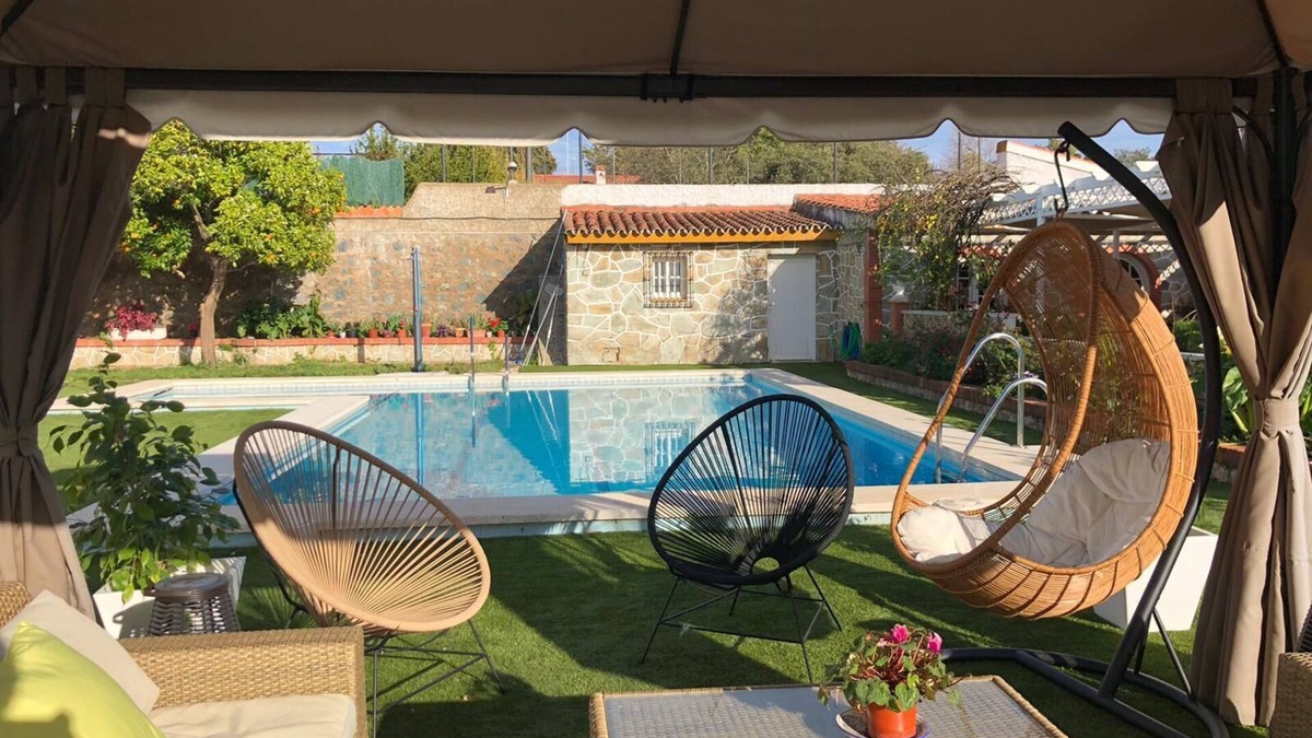 El Garrobo House | Private pool, billiards, darts, table tennis . Ideal for spending time with the family