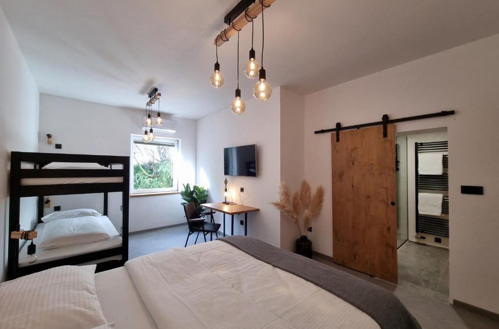 Maribor Bed & Breakfast | Pri Karlu Rooms & More