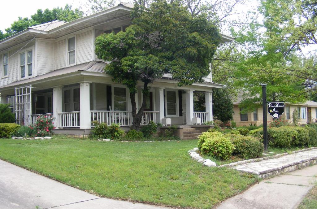 Glen Rose Bed & Breakfast | PriceHouseInn