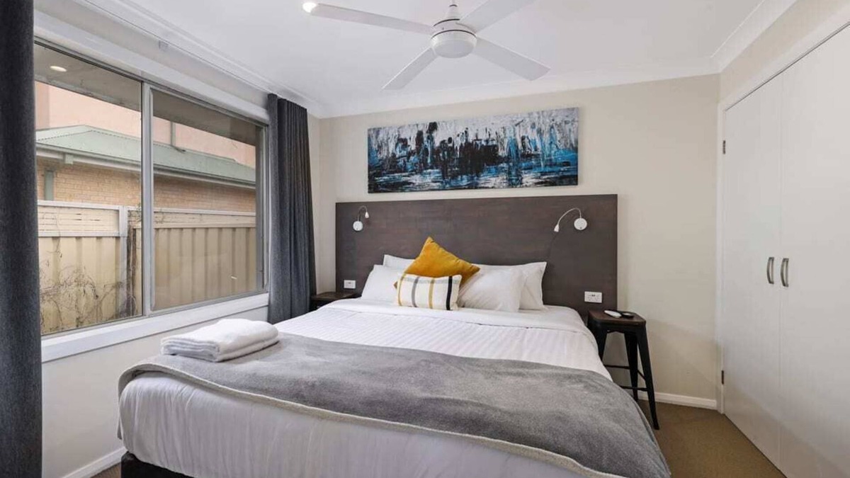 Jesmond Apartment | Prickly Pear Stays Jesmond, 1-bedroom