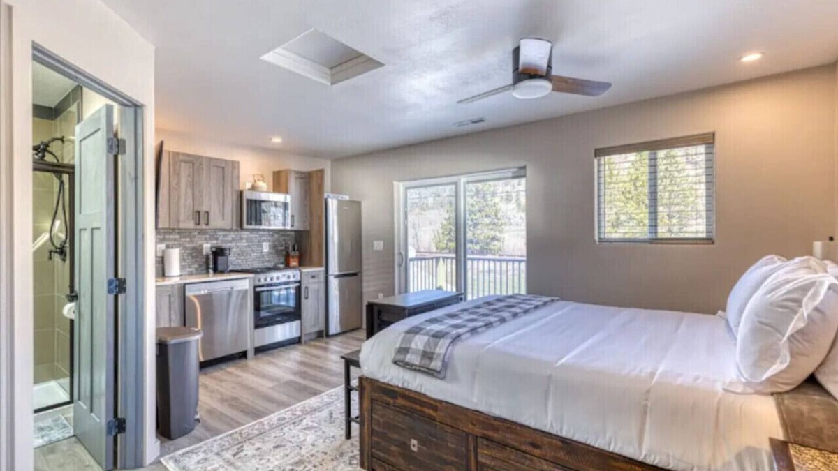Wolf Creek House | Prickly Pear Studio Wolf Creek