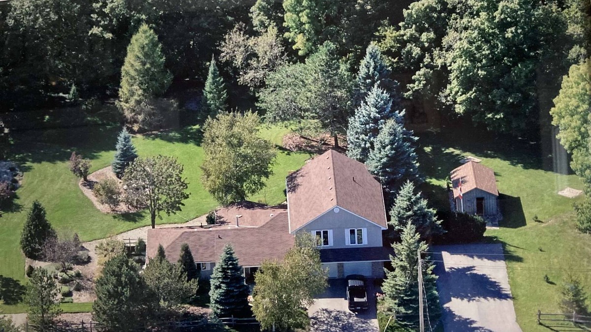 Port Albert Cabin | Primeau Cottage in beautiful Port Albert, Ontario!
