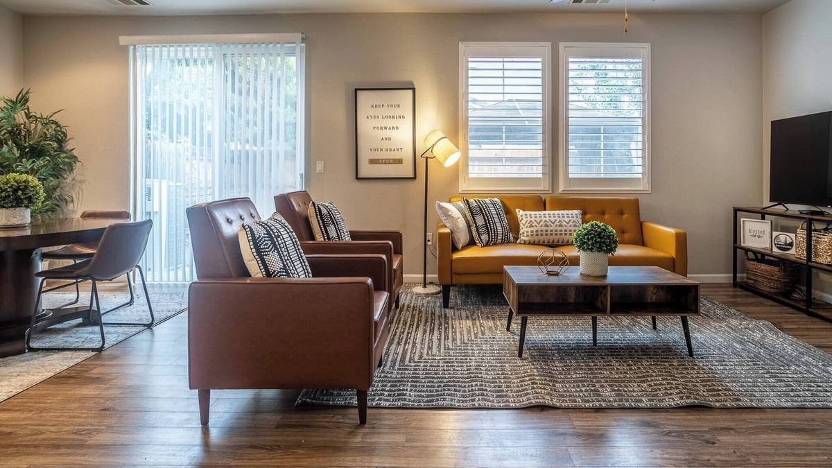 Clovis House | Prime Clovis Gated Condo Near Hospitals