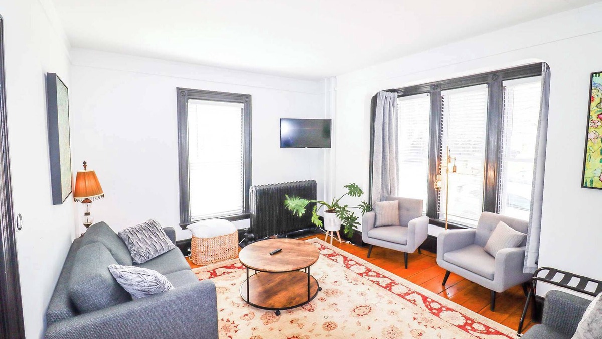 Munjoy Hill Apartment | Prime East End Location