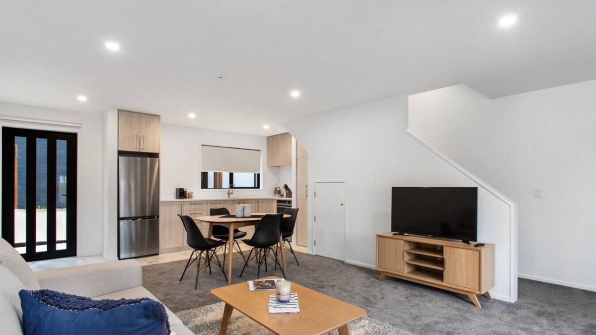 Addington House | Prime Location Cosy Warm Free Off Street Park