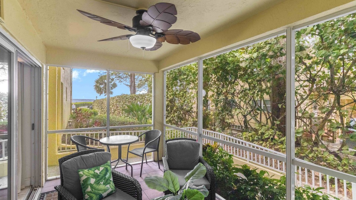 Whitney Beach Hotel | Prime Location, Endless Gulf Views - Beach Castle Resort #9 by RVA