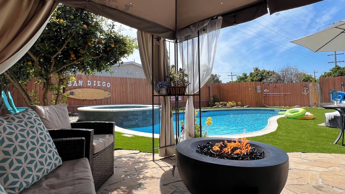 North Clairemont House | Prime Location: Lux 4BR w Pool/Spa/Cabana/Firepit