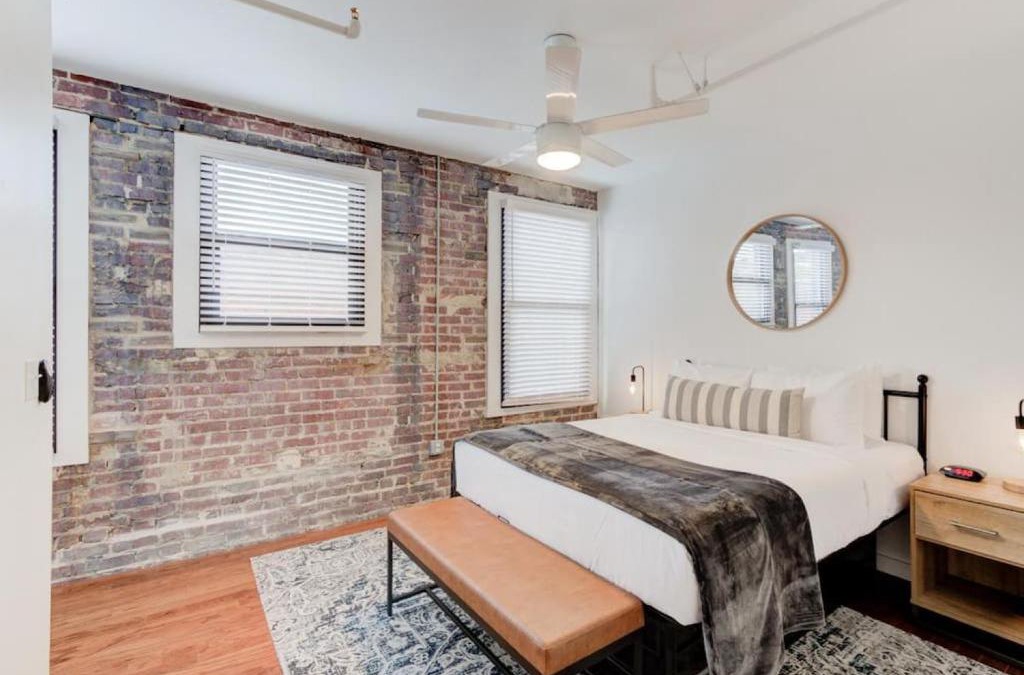 South Main Historic District Apartment | Prime Location - Modern Loft Right on S Main St!