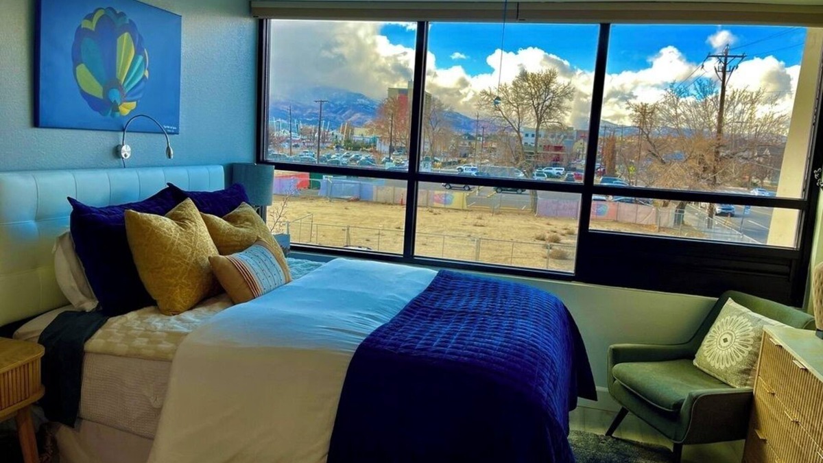 Downtown Reno Condo | Prime Location Studio Downtown! Top Amenities: Gym, Pool, Hot Tub & More!
