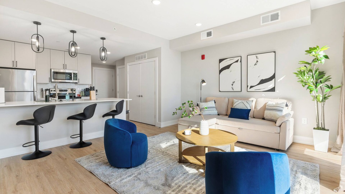 Northern Liberties Apartment | Prime N. Liberties, 2BR Sleeps 6, by Fishtown, Lux Queen Beds, Wifi, Smart TVs