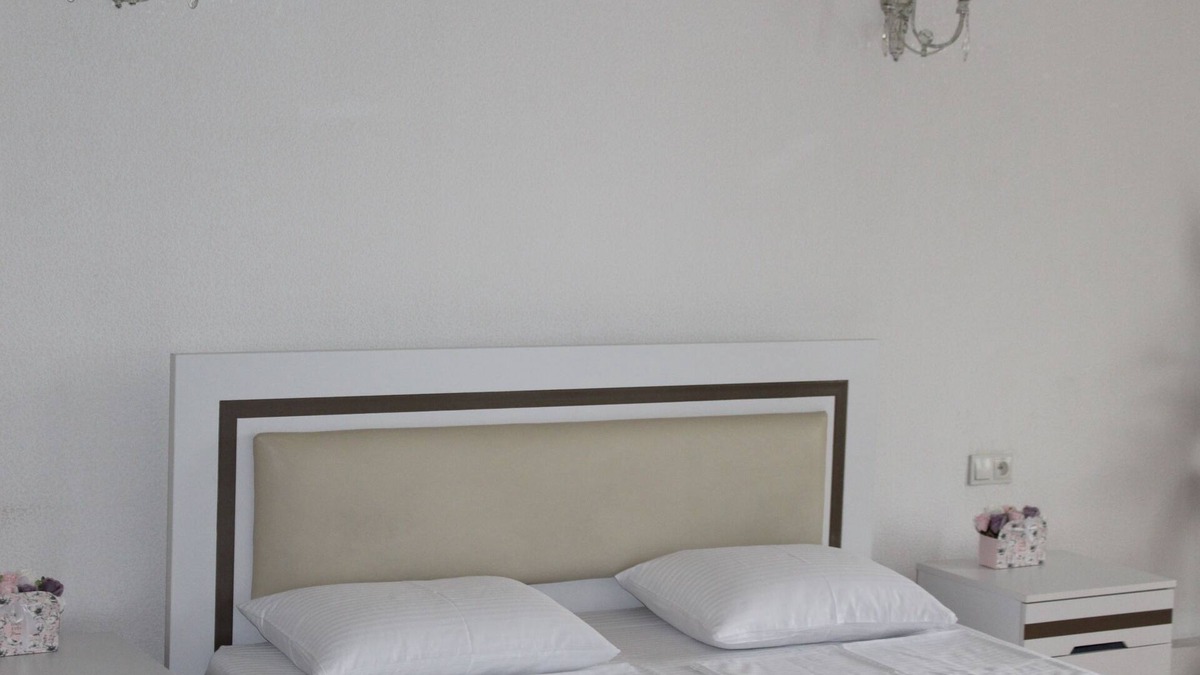 Chugureti Apartment | Prime Old Tbilisi Location - Walk to Major Attractions
