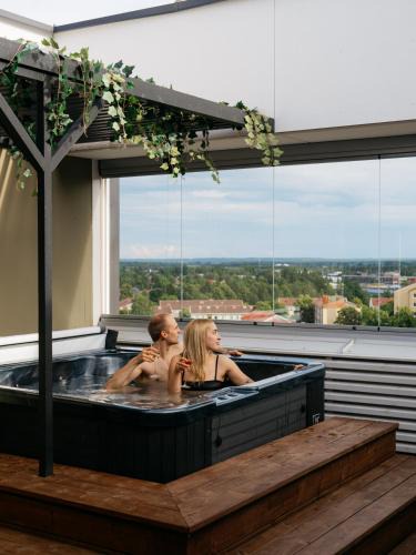 Pori Apartment | Prime Penthouse Central - jacuzzi and sauna