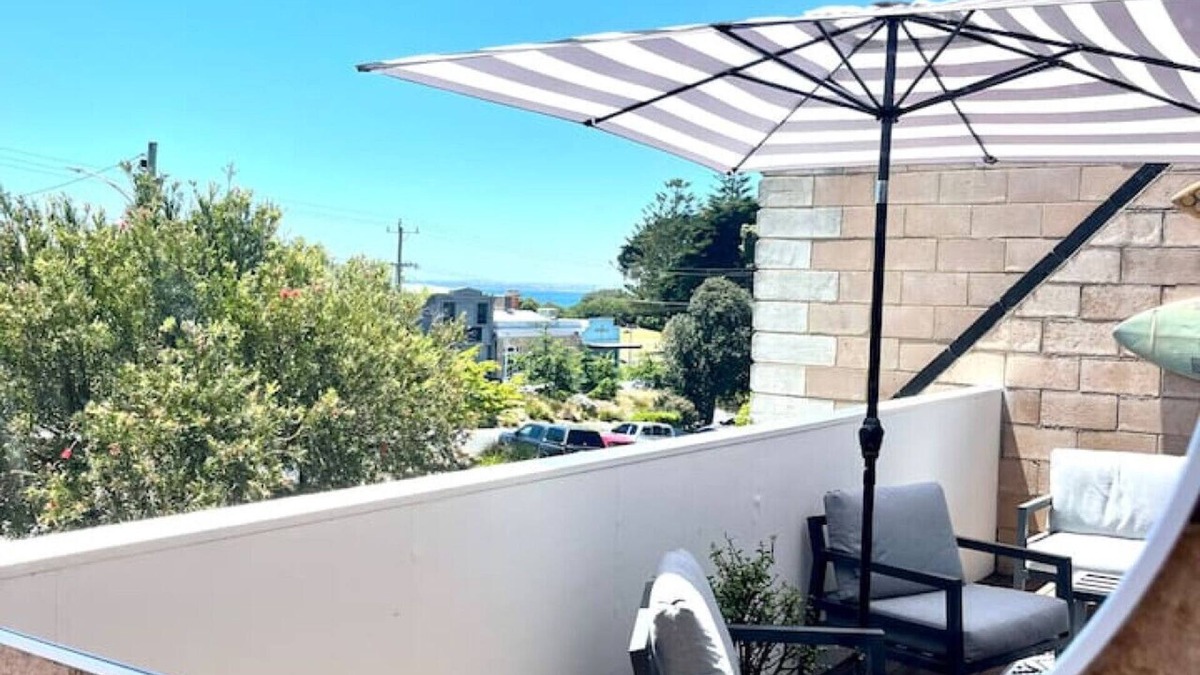 Portsea Apartment | Prime Portsea Pad, perfect for 2