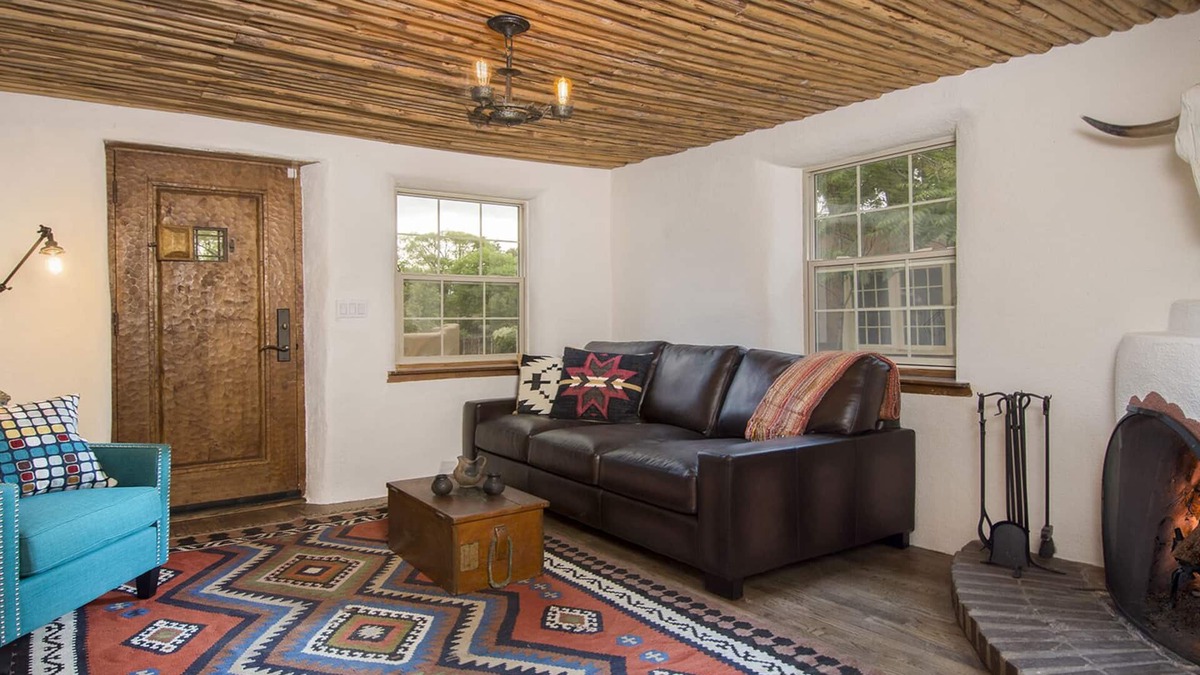 Historic Eastside House | Prime walkable location-Luxuriously remodeled-Historic Eastside Casita & garden