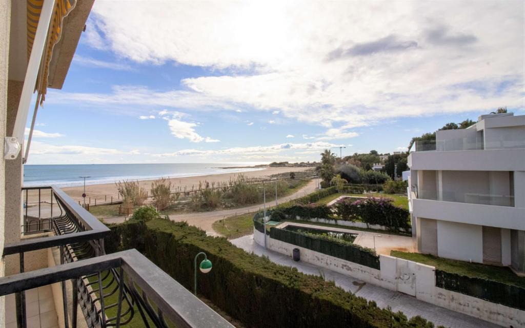 Alcossebre Apartment | Primera línea Playa Cargador - Playamar 1122 - ALBERT VILLAS