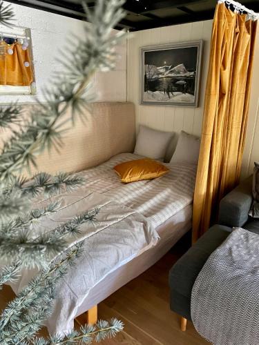 Eidsvoll House | Primitive basement room, no shower, shared toilet