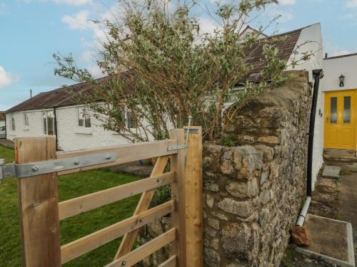 Jameston House | Primrose Cottage