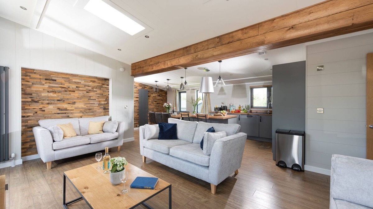 Lifton House | Primrose Lodge, 25 Roadford Lake Lodges