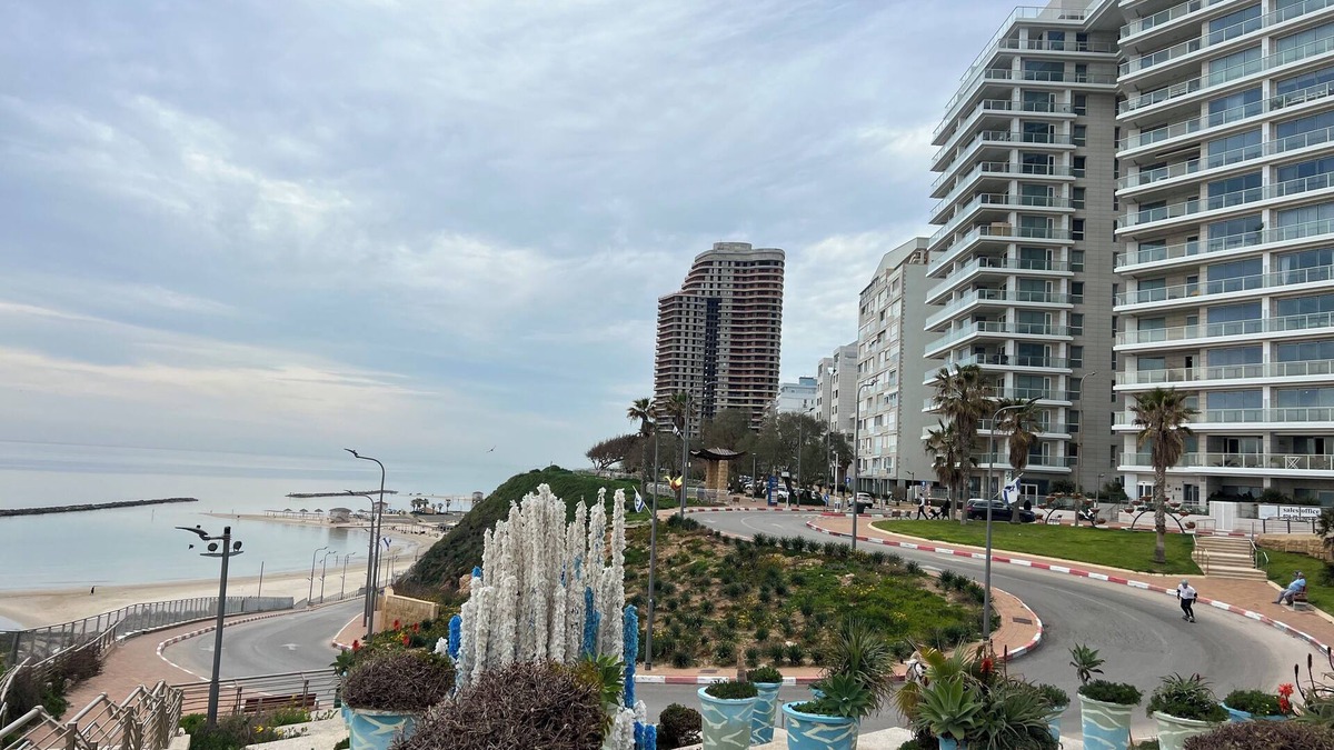 Netanya Apartment | Prince Palace Netanya Central Beach