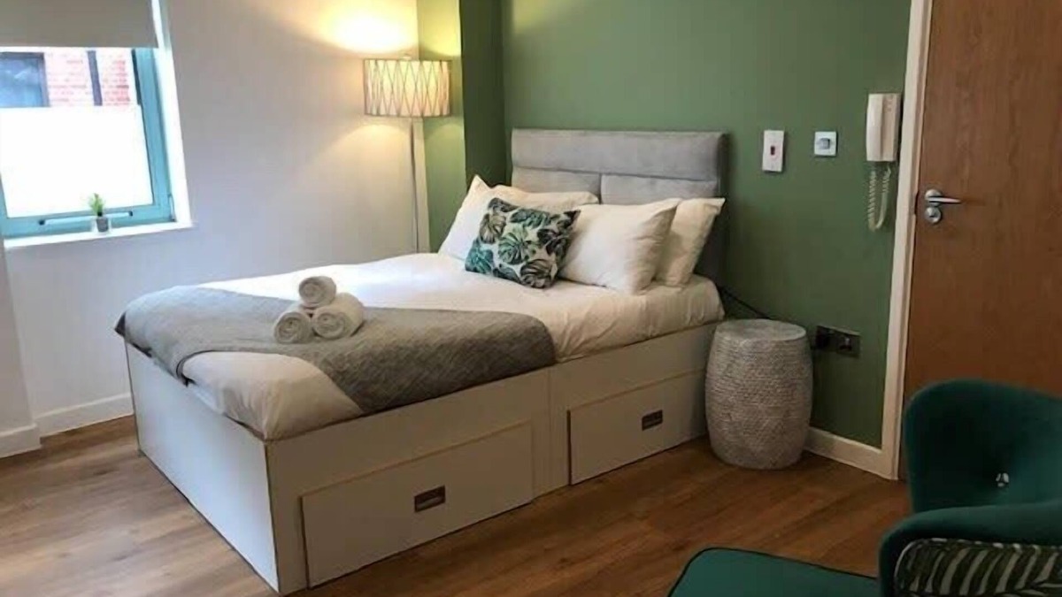 Bristol Floating Harbour Apartment | Prince Street Studio 1 - Hopewell