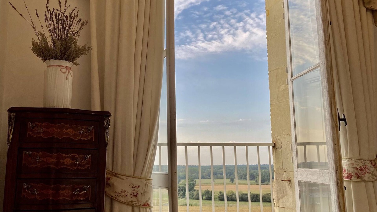 Tierce Other | Princess Room in Chateau with Breakfast