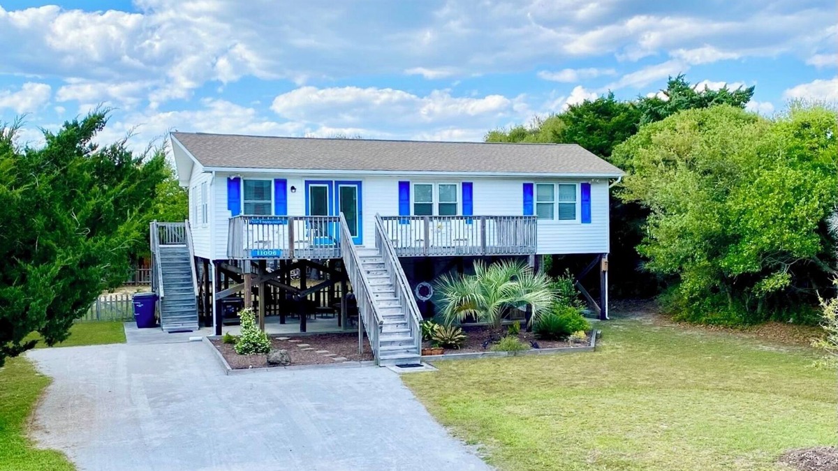 The Point House | Prior Engagement: Pet Friendly Beach Cottage at Emerald Isle on The Point