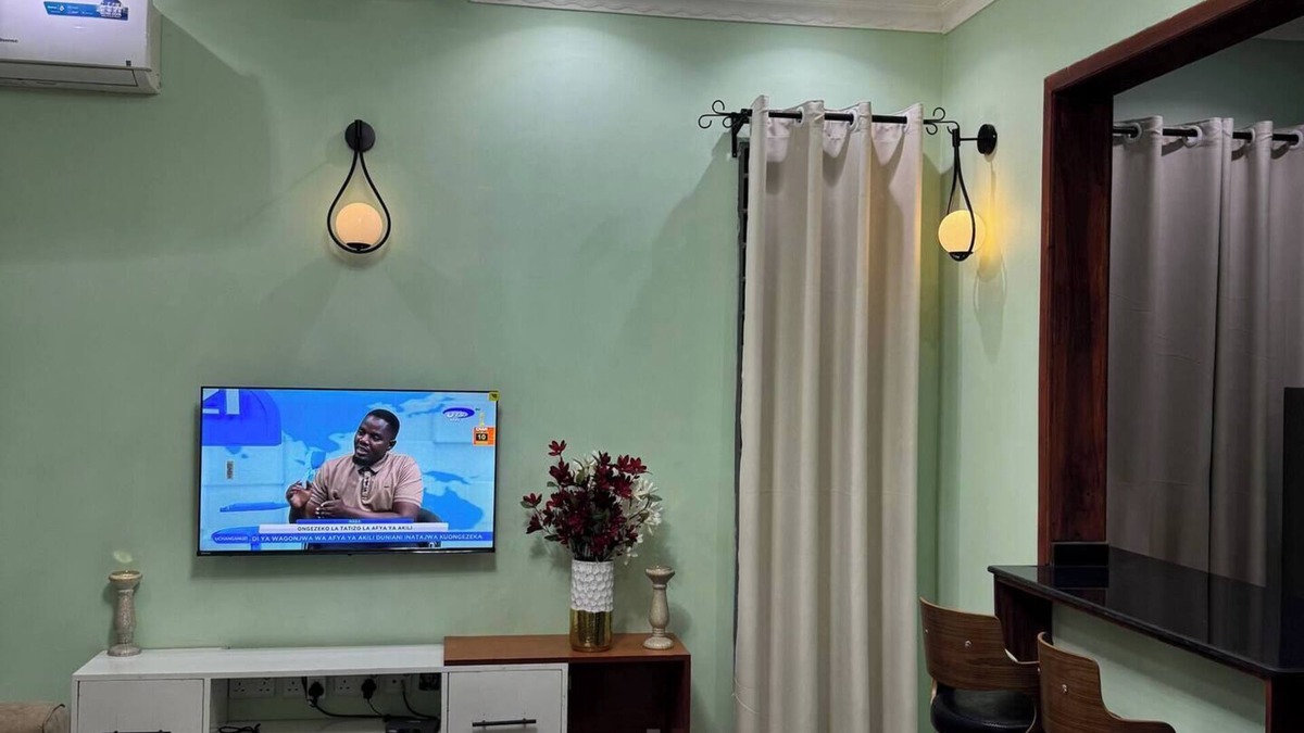 Mlingotini Apartment | Prisha Luxury Villas 2