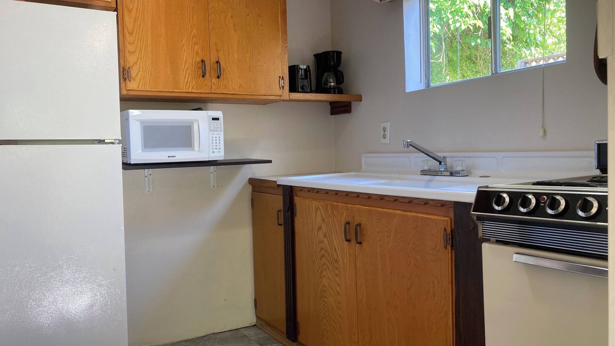 Orland House | Pristine & Charming One Bedroom Home. Includes all utilities except electricity