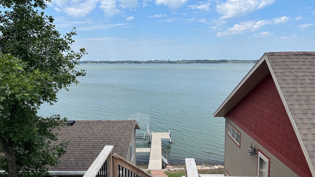 Wentworth House | Pristine Lake House on Lake Madison!