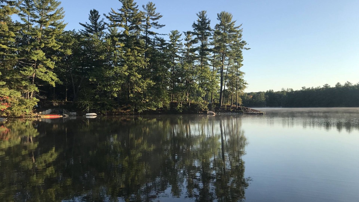 Limerick House | Pristine Lakefront Home on Sokokis Lake