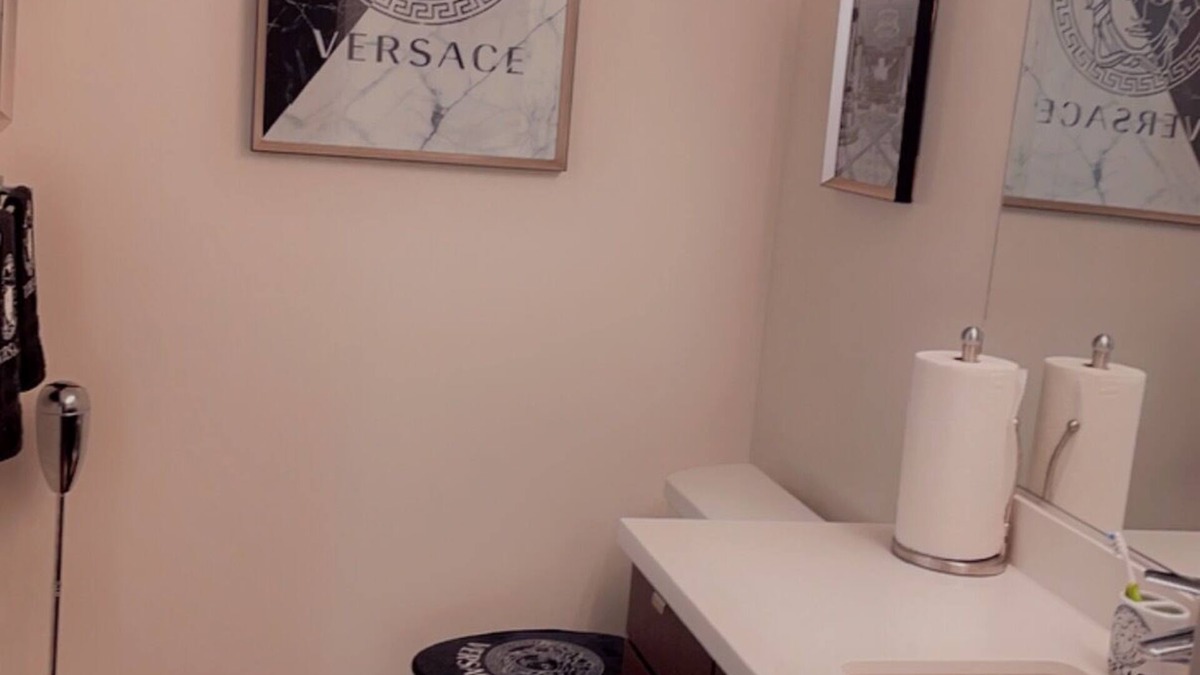 Town Center Apartment | Privacy and Comfortably.