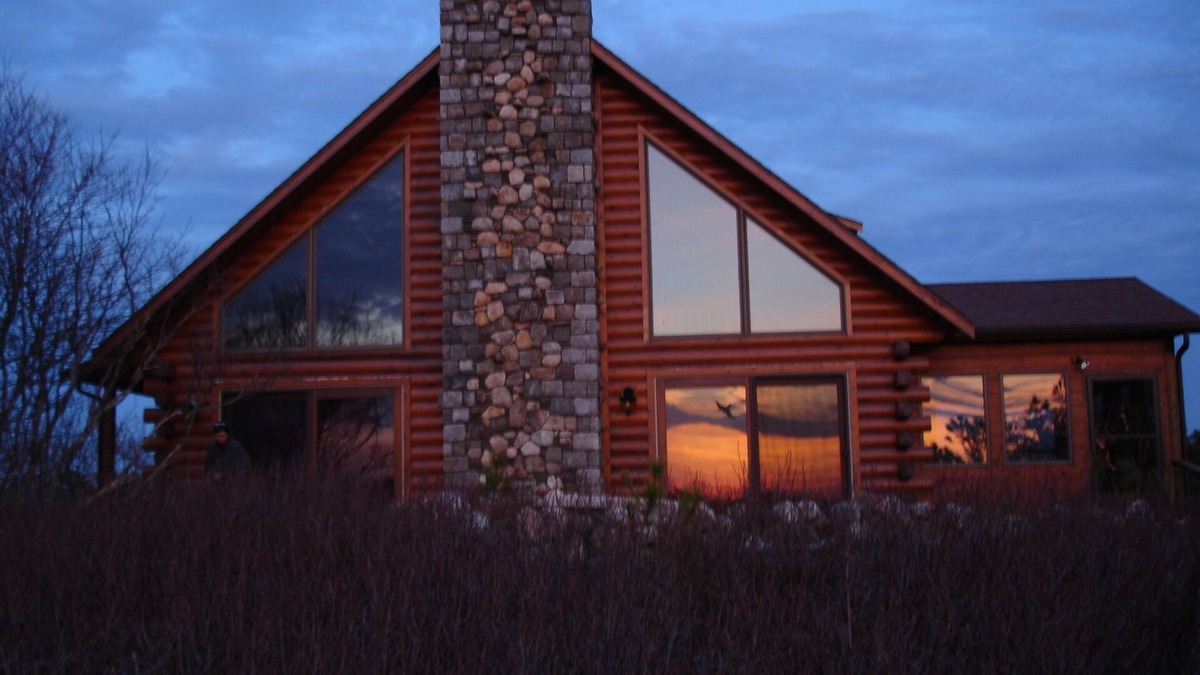 Provincetown House | Privacy and Luxury on 9 acres Overlooking Ponds & Ocean - Dog Friendly
