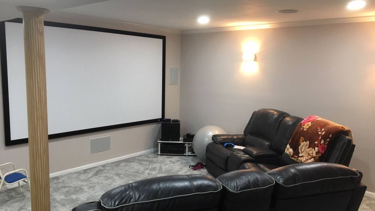 Suffield Apartment | Privacy, entertainment, comfort galore 2 BR LR 1BA Home Theater, Pool Table