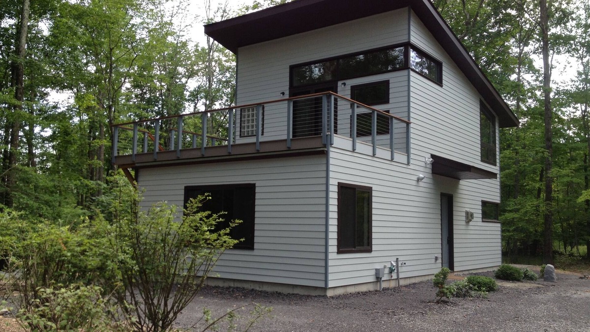 Woodstock House | Privacy & Luxury @ Heart of Woodstock w/Hot Tub