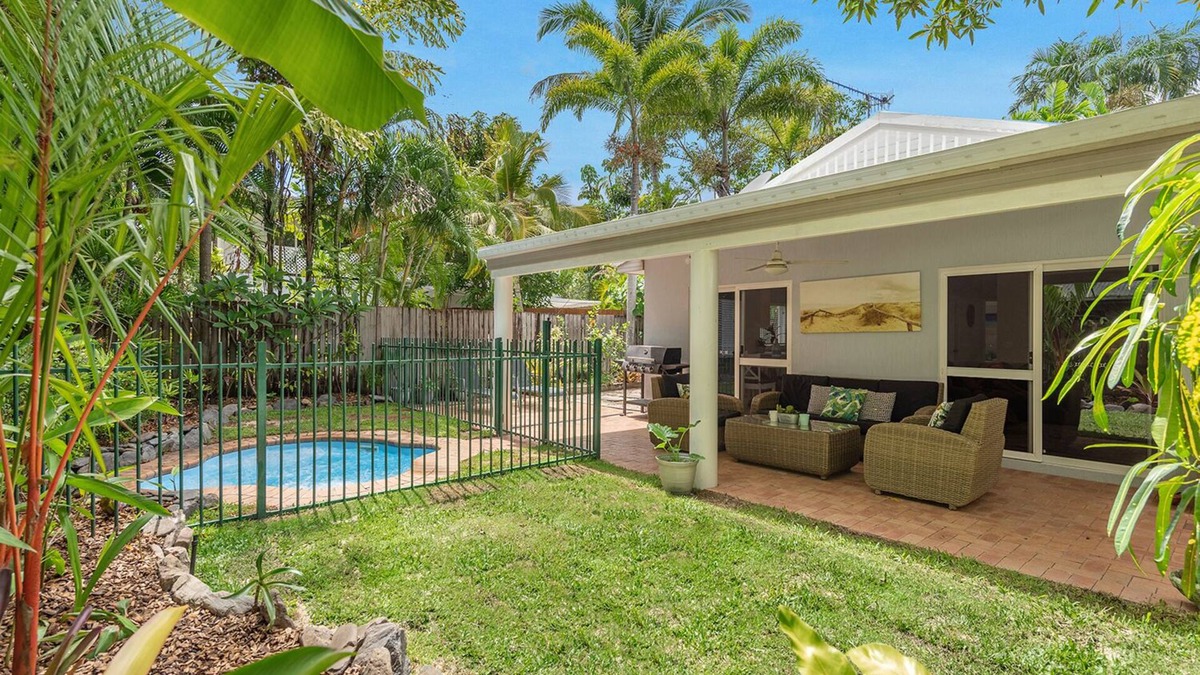Port Douglas Apartment | Privacy on Ti Tree Street